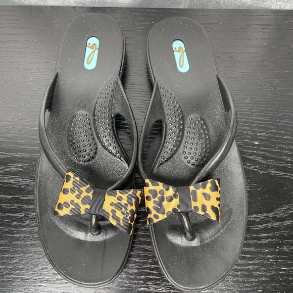 OKA-B flip flop bundle navy black and brown | L | 10-11 - Picture 6 of 7